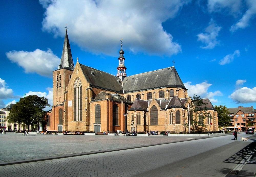 Turnhout City Hotel Zewnętrze zdjęcie